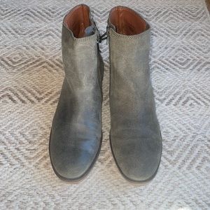 Lucky brand olive green booties with gum sole
